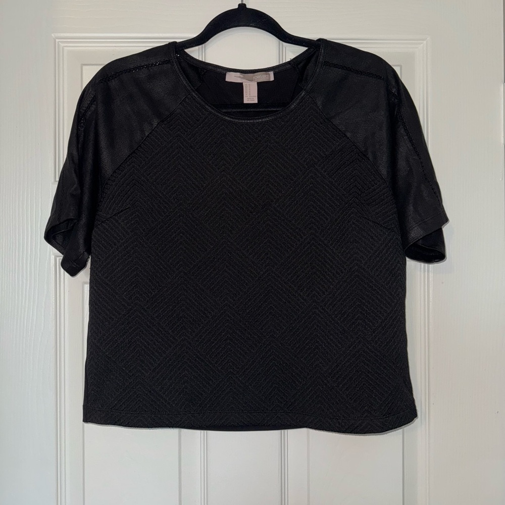Forever 21 Contemporary Black Patterned Top